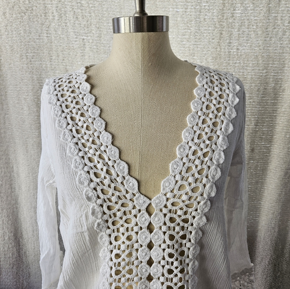 RAVIYA White Cotton Crochet Trim Cover Up | SZ M - Picture 8 of 13